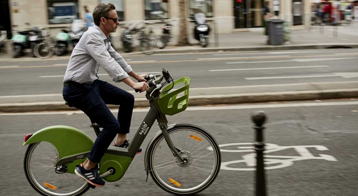Bike sharing in Paris / Vélib’ in Paris - cover | blog tokyobike